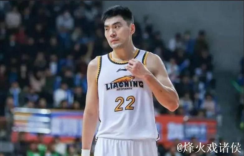 杨鸣赛后坦诚点名李晓旭，辽宁大胜广厦彰显团队力量